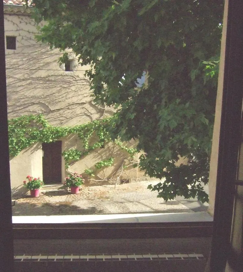 Une maison dans le village Ribiers 0*,  France